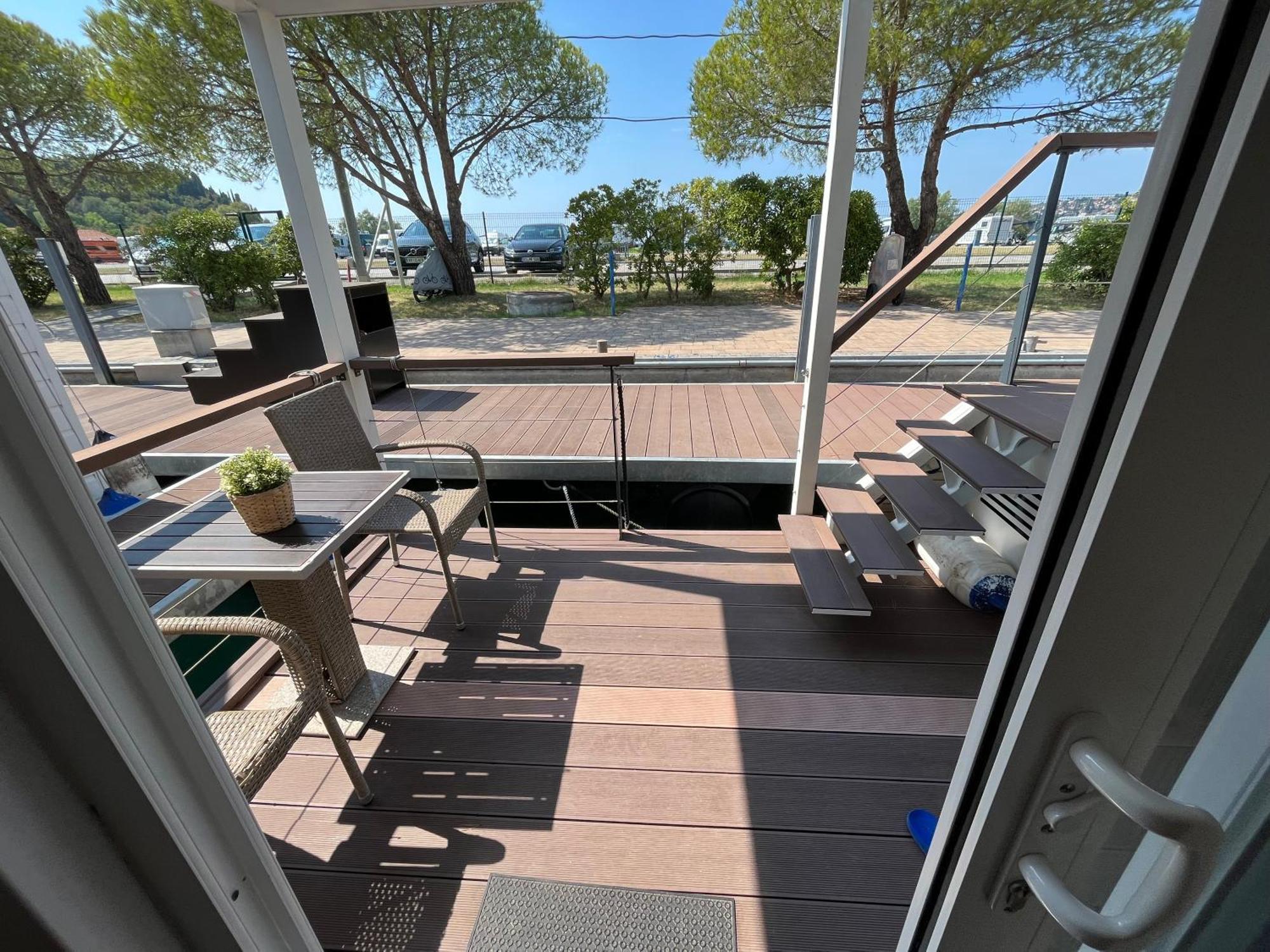 Marina Luxury Houseboat Lace ปอร์โตรอซ ภายนอก รูปภาพ